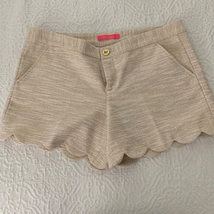 Lilly Pulitzer gold scallop shorts